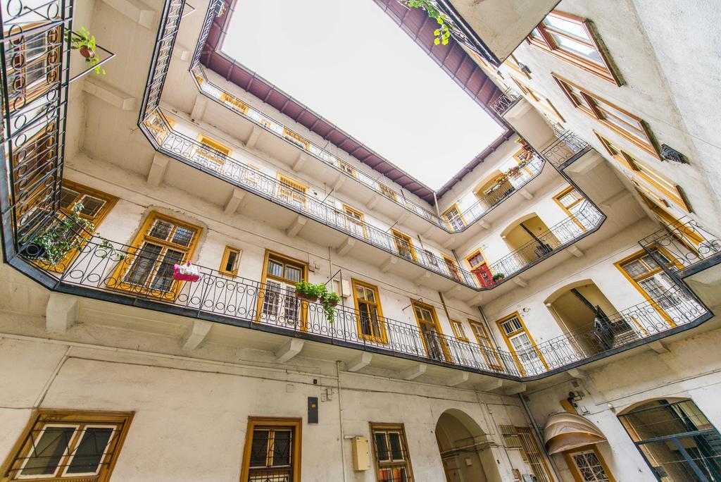 Happy Home Joy Budapest Exterior photo